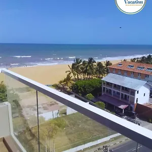 https://apt-ocean-breeze-luxury-studio.kandyhotelsnow.com